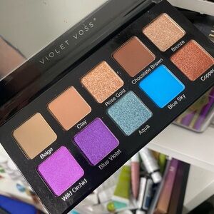 Violet Voss Eyeshadow Palette - Essentials 2 NWOT